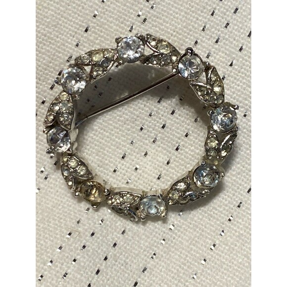 Trifari Jewelry - Vintage Crown Trifari Rhinestone Circle Wreath Pin Brooch Patent 151914